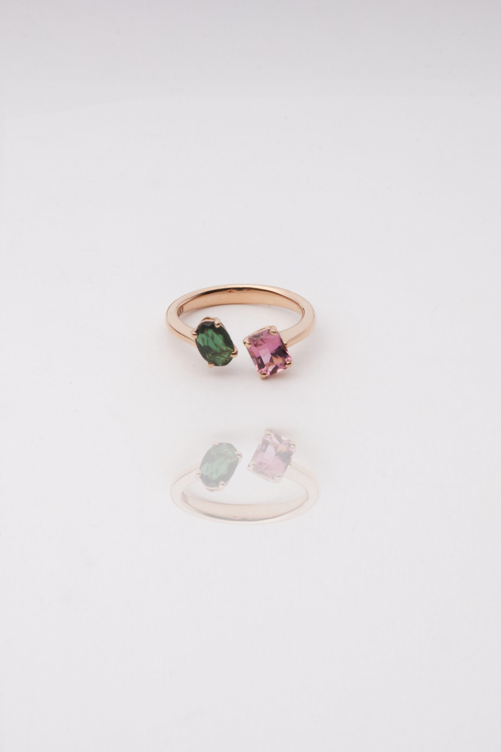Anello vintage slavo con perle color oro rosa, doppio cerchio cavo Anello vintage slavo con perle color oro rosa, doppio cerchio cavo